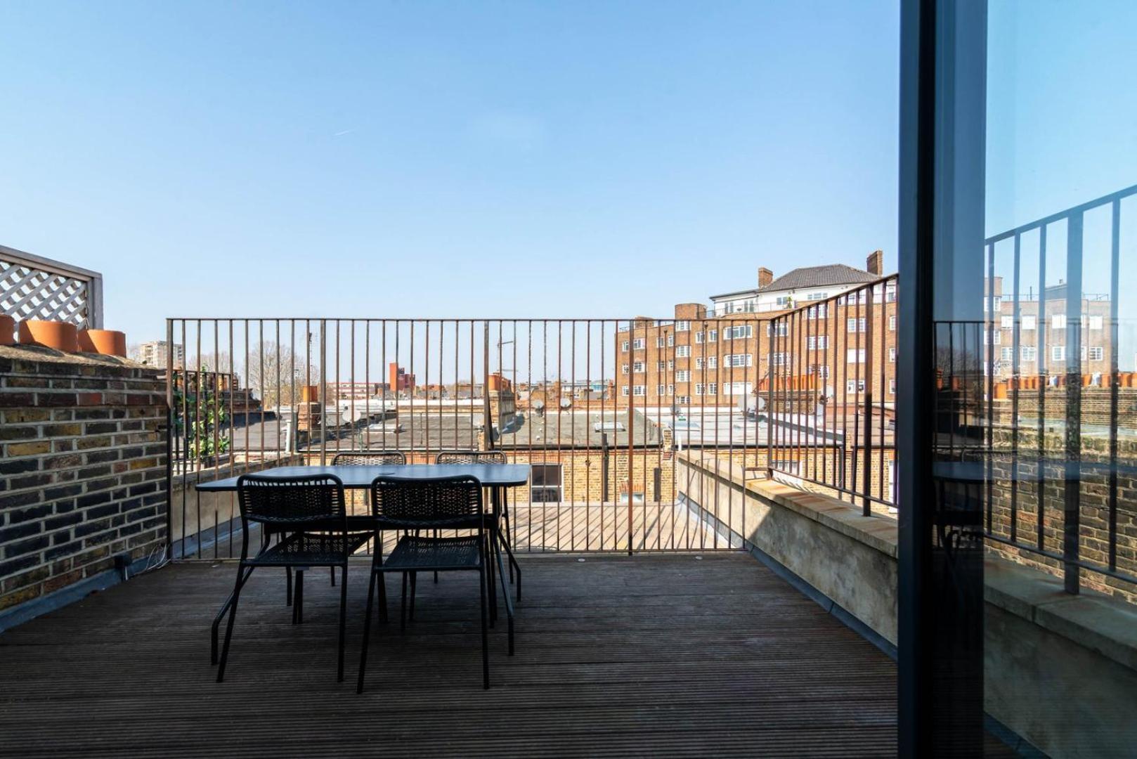 Guestready - Top Floor West Kensington Home Londra Dış mekan fotoğraf